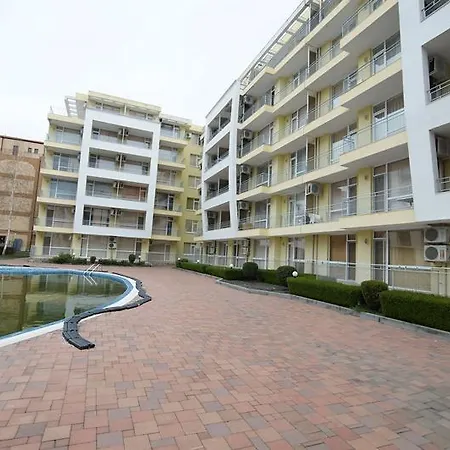 Sunset Beach Ii Apartmanhotel Napospart
