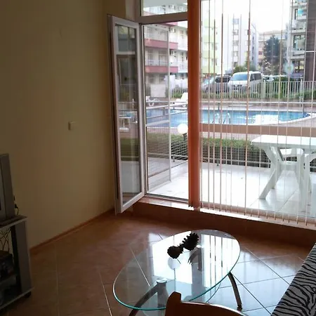 Apartmanhotel Sunset Beach Ii *